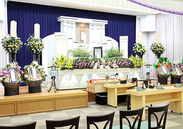 川崎で葬儀を行う斎場をお探しの方！格安でご提供できる【（株）花葬】へ